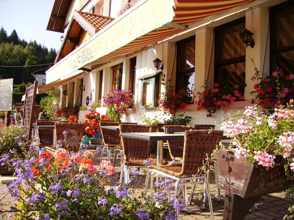 Hotel La Vallee Ксорюпт-Лонжме Экстерьер фото